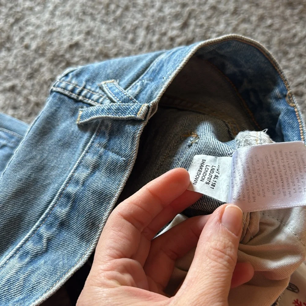 SLVRLAKE london distressed jeans in Shutdown - Picture 6 of 6